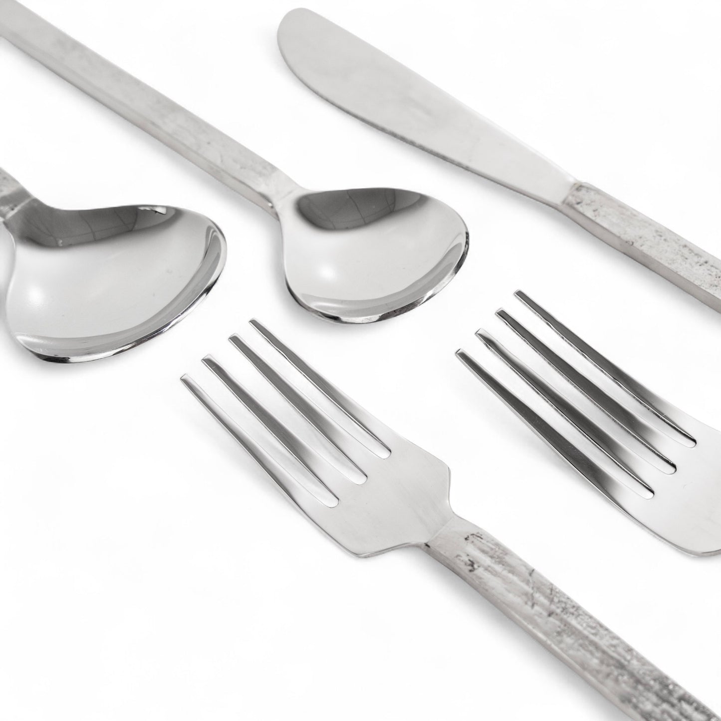 La Tavola Flatware Set- Stainless Steel