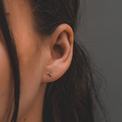 X Studs: 10k Gold