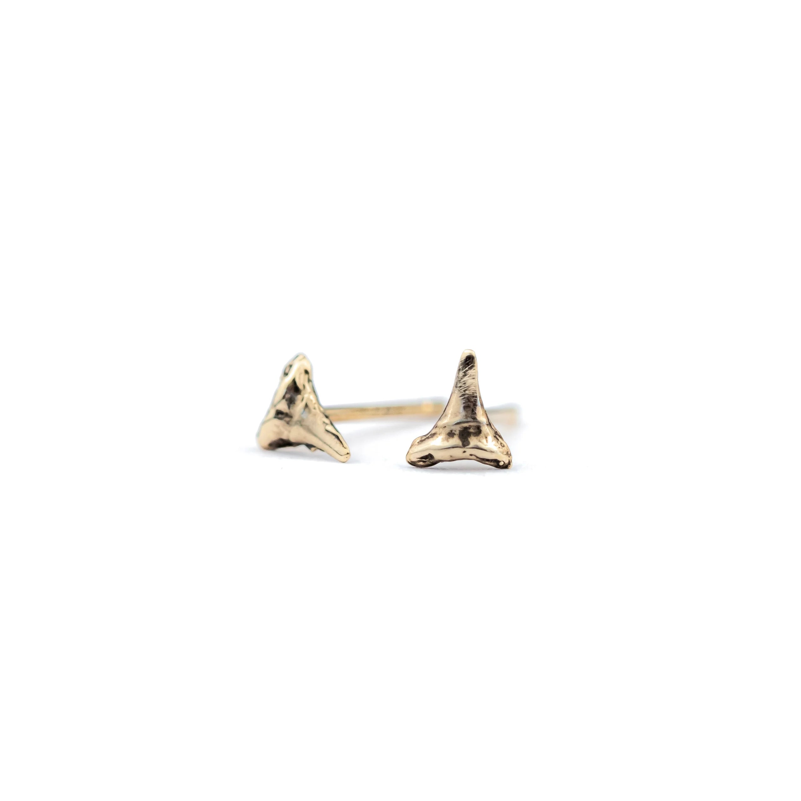 XS Shark Teeth Studs: 10k Gold